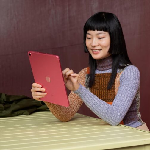 Apple iPad (10th Generation): with A14 Bionic chip, 10.9-inch Liquid Retina Display, 256GB, Wi-Fi 6, 12MP front/12MP Back Camera, Touch ID, All-Day Battery Life  Pink